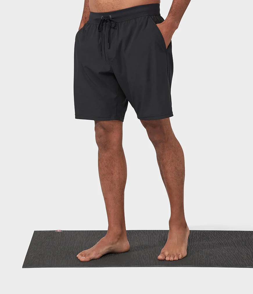 Black Men's Manduka AGILITY Shorts | 6305681